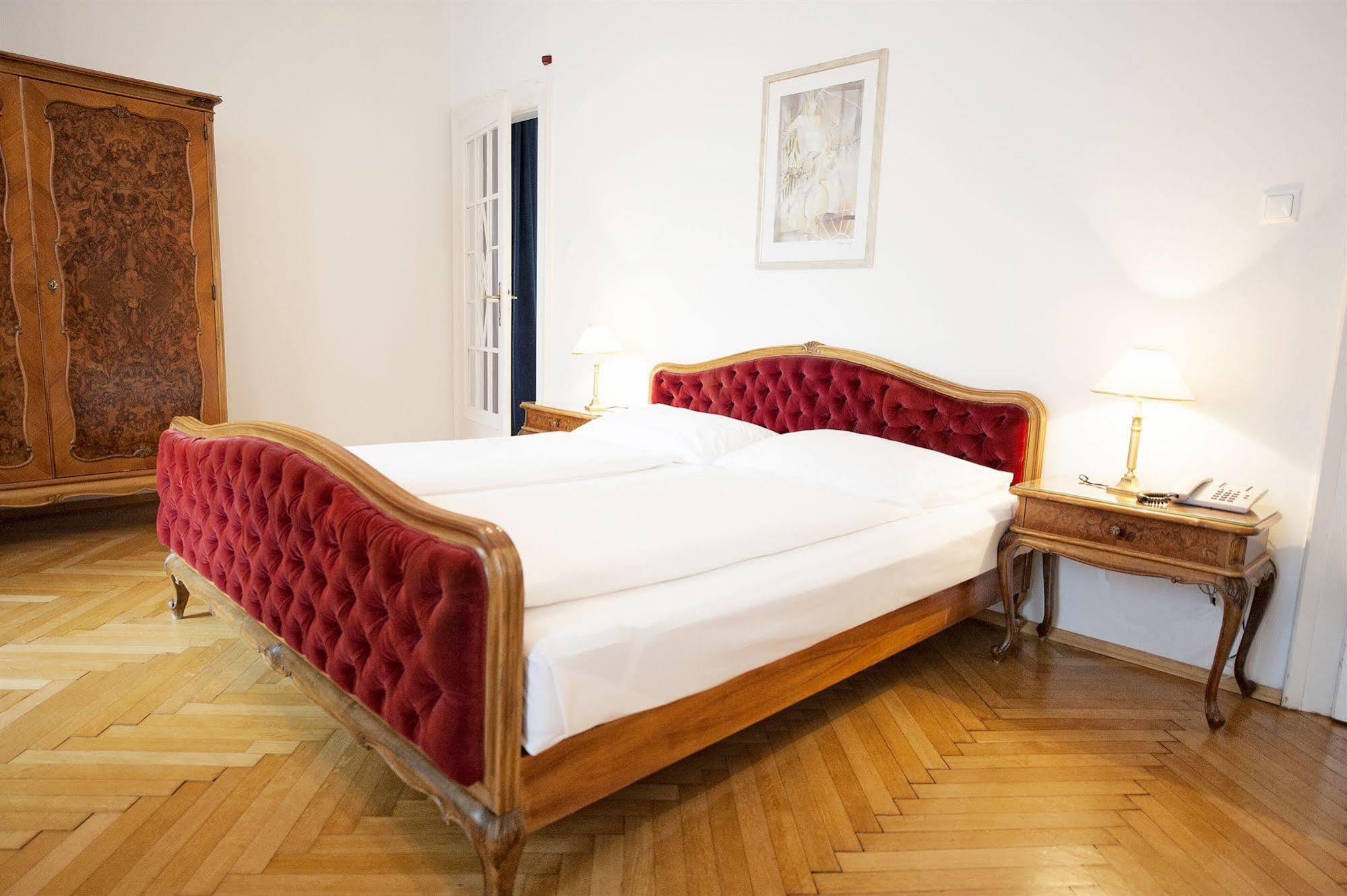 Hotel Mariahilf Грац Экстерьер фото